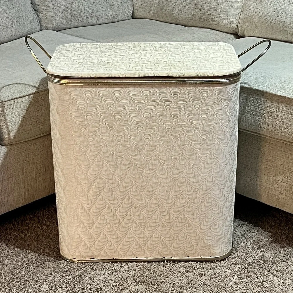 Red-Man Vintage Textured Hamper Clothes Basket MCM Mid-Century Vinyl‎ Gold Trim